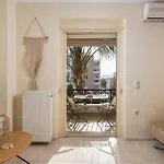 Apartamento Luxury Coastal Retreat, Mountain View Balcony With Palm Trees & Parking La Canea