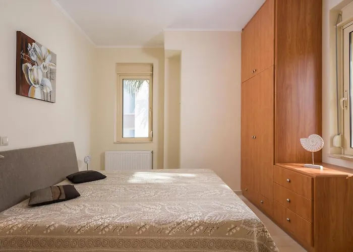 Διαμέρισμα Luxury Coastal Retreat, Mountain View Balcony With Palm Trees & Parking *